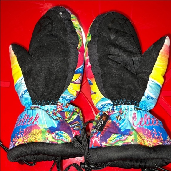 Lisa Frank Dolphin Celtek Mittens - Picture 3 of 4